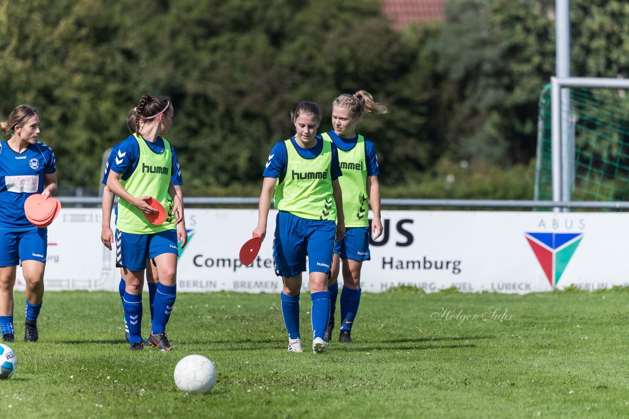 Bild 138 - F SV Henstedt Ulzburg II - SSC Hagen Ahrensburg : Ergebnis: 0:4